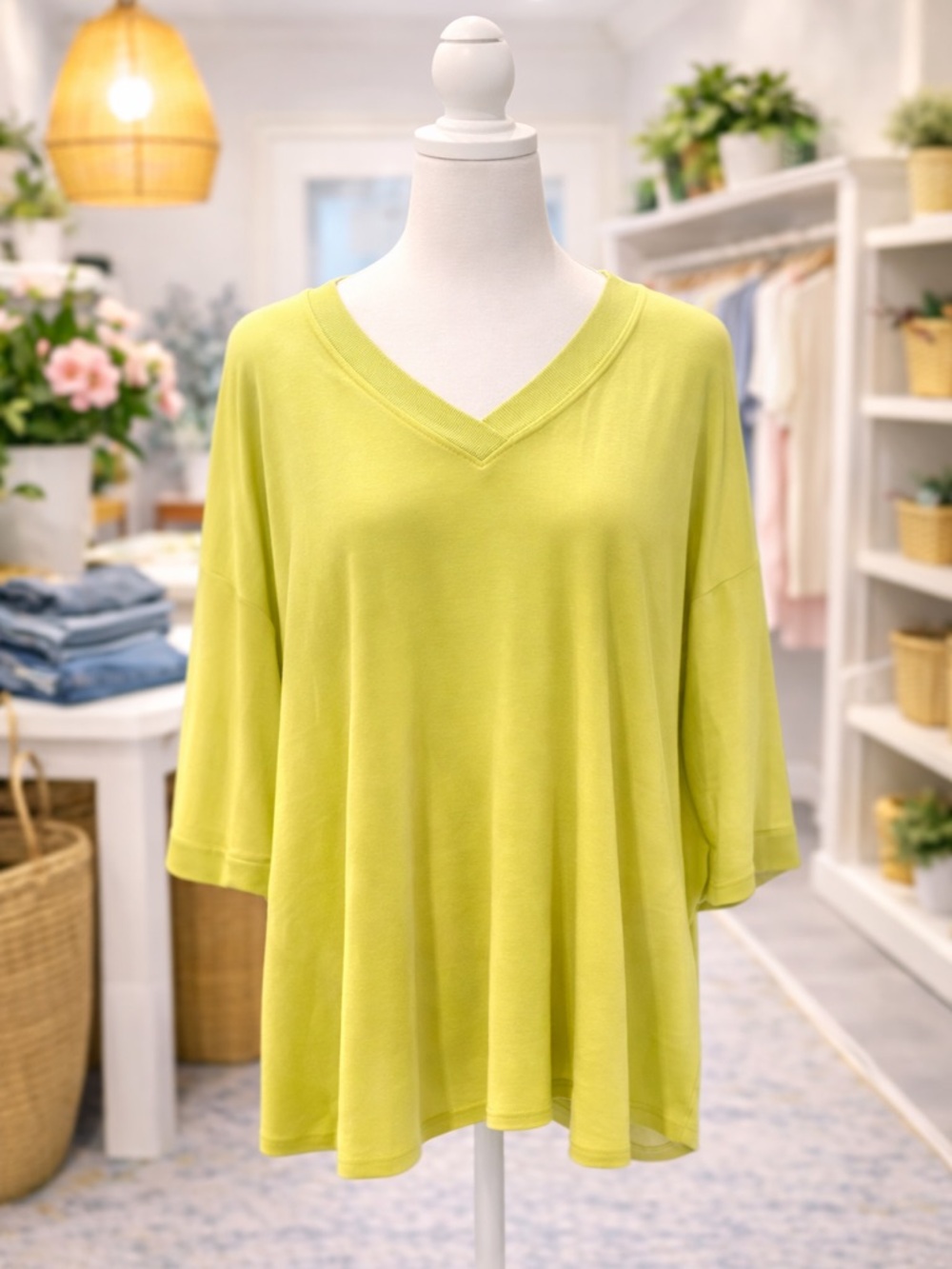 White Birch Oversized V Neck Top Spring Green Raw Hem Slouchy 1X